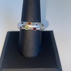 Vintage Sterling (925) Band Ring with Gemstones beautiful colors in this ring.